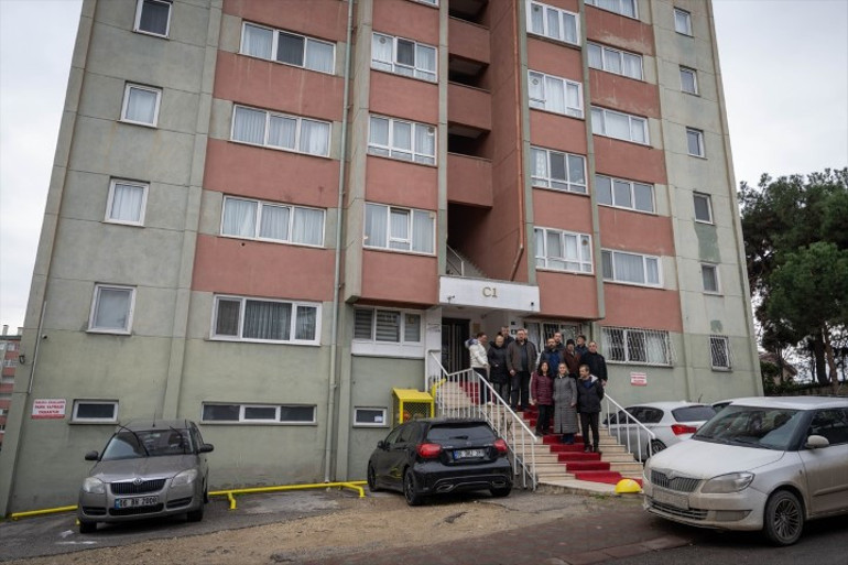 Karşı binada var, bizde yok | Ankaradaki 48 daireli apartmanın çilesi bitmiyor İsyan ettiler: Faturasını ödediğimiz hizmeti alamıyoruz