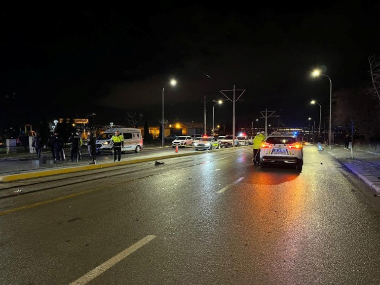 Eskişehirde yarış yaparken 3 can aldı