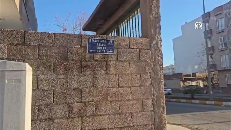 İki kız kardeş evlerinde ölü bulundu