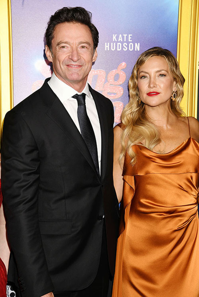 Yuvalar yıkan yasak aşk çoktan ifşa oldu... Artık ikisi de rahat... Eli elinden, teni teninden ayrılmadı