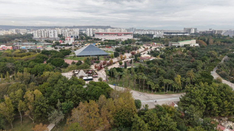 Milyarlarca dolarlık arazi davasında sahte mirasçılar Ailesinde Süleyman ismini bulan geliyor