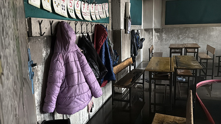 İlkokulda sınıfta yangın çıktı Eğitime 2 gün ara verildi