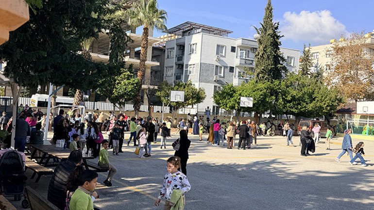 İlkokulda sınıfta yangın çıktı Eğitime 2 gün ara verildi