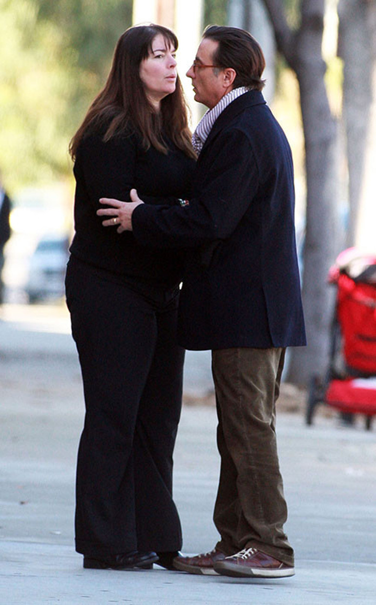  İyi ki doğdun kızım, neşe getirdin