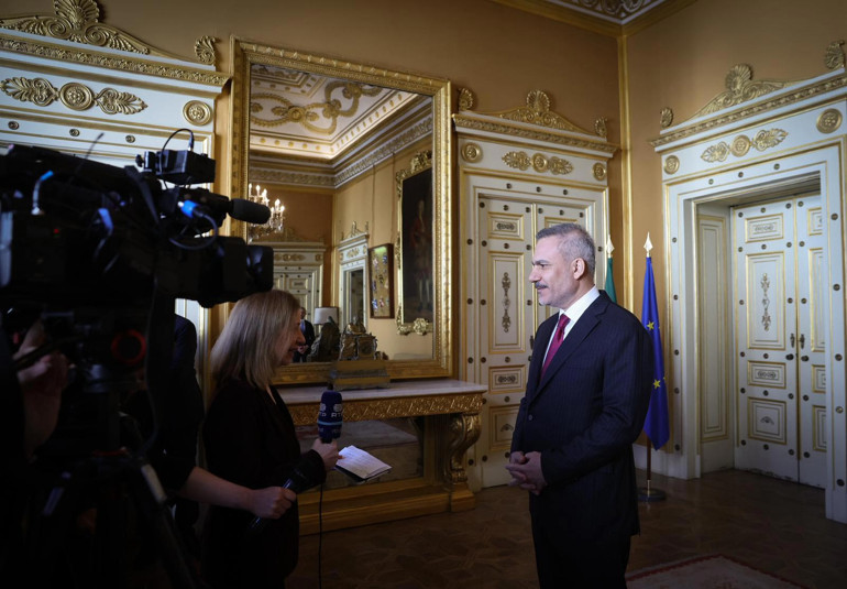  Türkiyenin Avrupa Birliğine tam üye olmaması tarihi bir talihsizlik