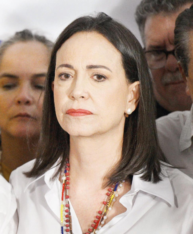 Kırmızı beyaz bir duvar