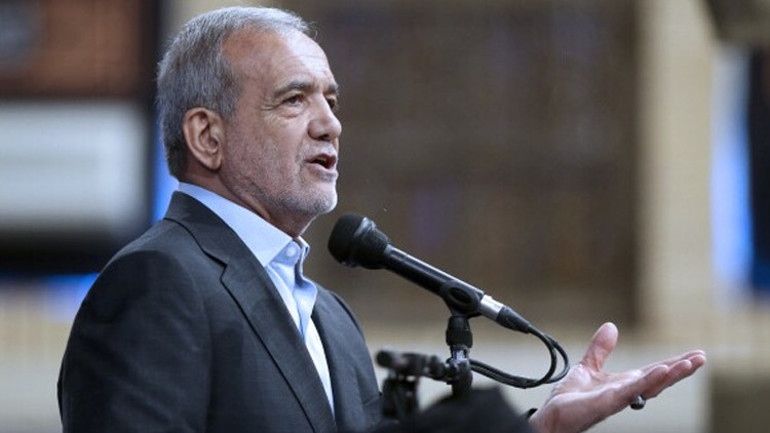 Sözü kesilince Türkçe karşılık verdi