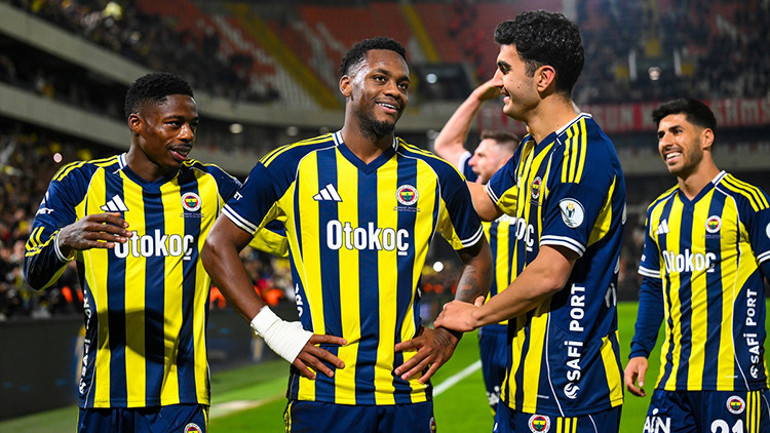 Fenerbahçenin Samsun galibiyeti sonrası dikkat çeken sözler Musaba, Samsunsporun Samsonuymuş Yusuf Fahir Babayı andıran yeni transfer...