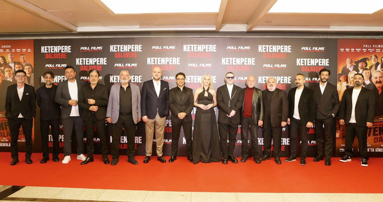 Galaya ünlü akını