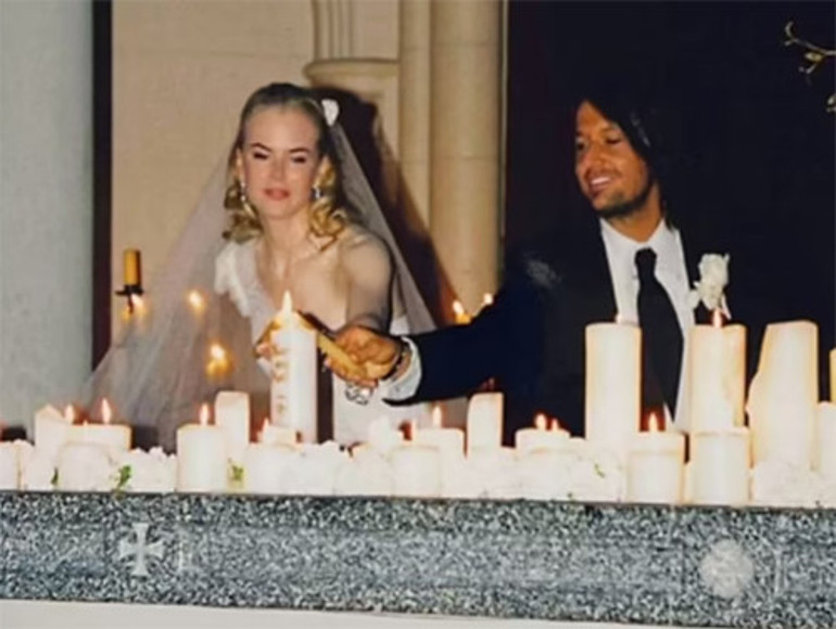 Aşk dolu fısıltılar tarihe karıştı... 19 yıllık evlilik resmen bitti Birbirlerinden tek kuruş almadan boşandılar