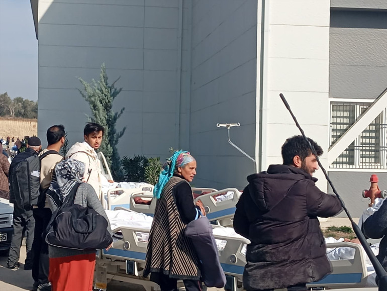 Canlı bombayım dedi, ortalık karıştı Hastanede büyük panik yaşandı, kırmızı alarm verildi...