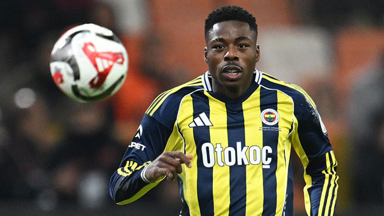 Fenerbahçede Musaba ile Duran derbide de yan yana