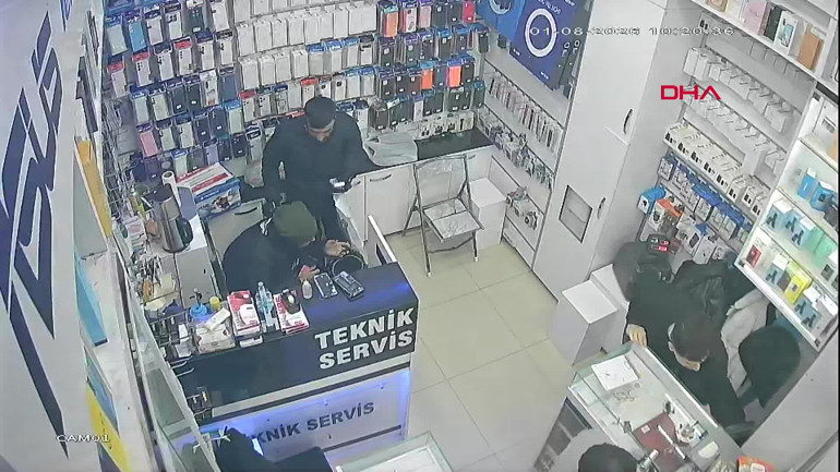  İş yerine sığındılar