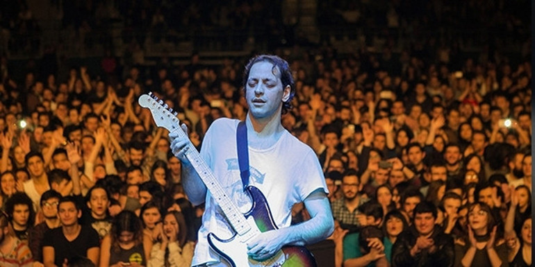 Yeni sesler, yepyeni eserler…