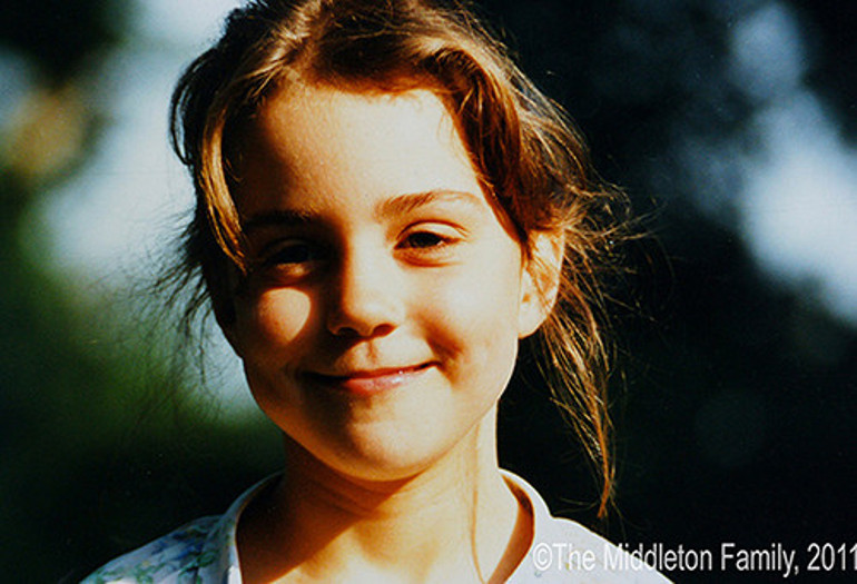 Ölümün soğuk nefesini çok yakından hissetmişti... Artık yaşlanmak bile onu mutlu ediyor... Sessiz gözyaşlarıyla çoktan barıştı