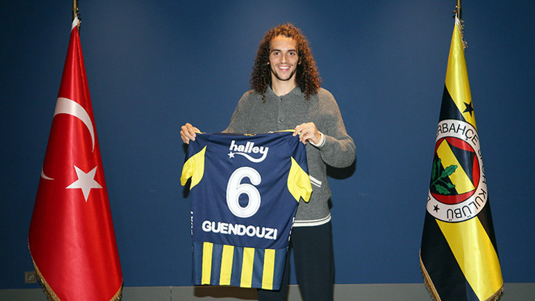 Fenerbahçede Matteo Guendouzi imzayı attı İşte giyeceği forma numarası