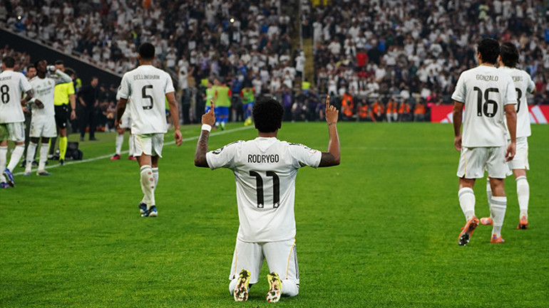 Real Madridin Atletico Madridi devirdiği maçta ortalık karıştı Florentino seni kovacak, bunu unutma