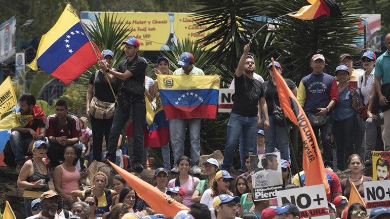 Venezuelada siyasi tutuklular serbest bırakıldı
