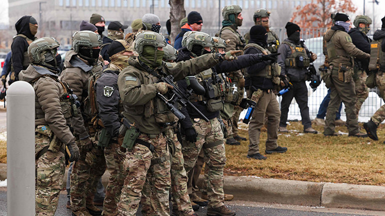 Sokak ortasında infaz ortalığı karıştırdı: ABD, barut fıçısı...