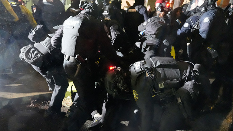 Sokak ortasında infaz ortalığı karıştırdı: ABD, barut fıçısı...