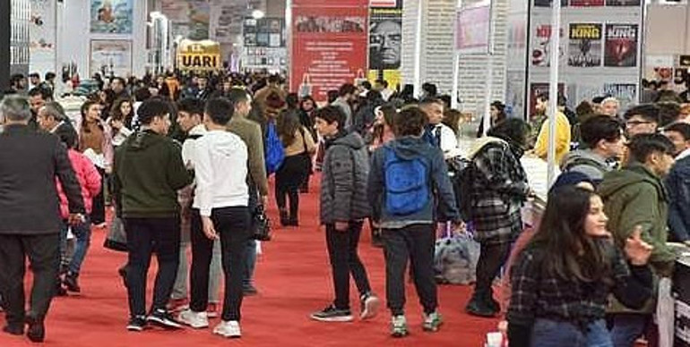 Yılın ilk kitap fuarı Adana’da açılıyor