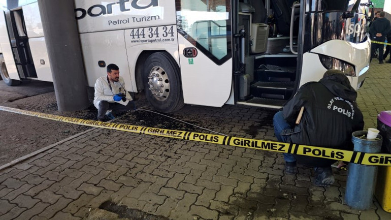  Yedek şoför hayatını kaybetti, muavin yaralandı