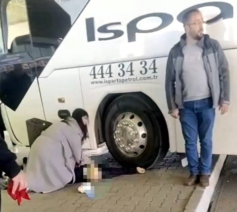  Yedek şoför hayatını kaybetti, muavin yaralandı