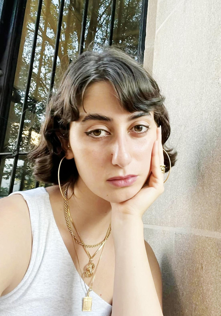 Farklı tarzıyla konuşulan ‘first lady’… Estetik olduğu kadar değer odaklı da