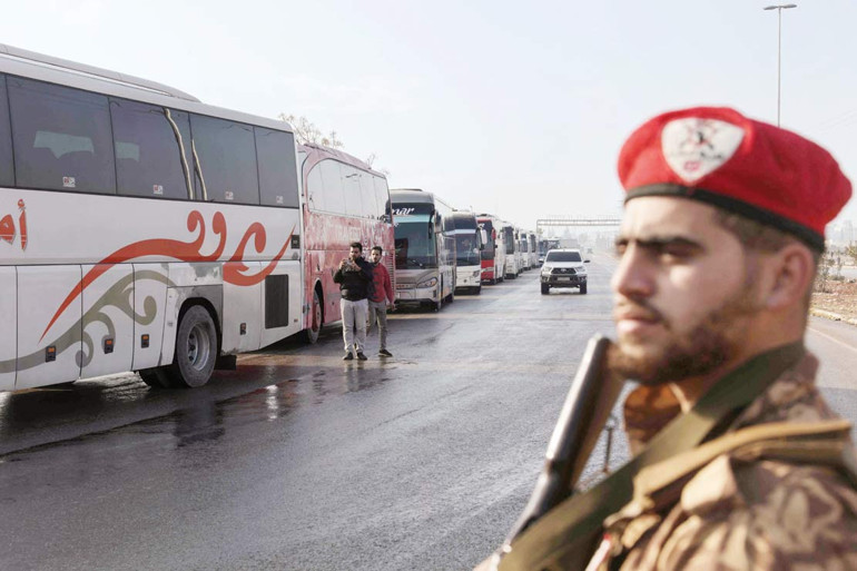 SDG yine bozgunculuk yaptı… Tahliye konvoyunu taradılar