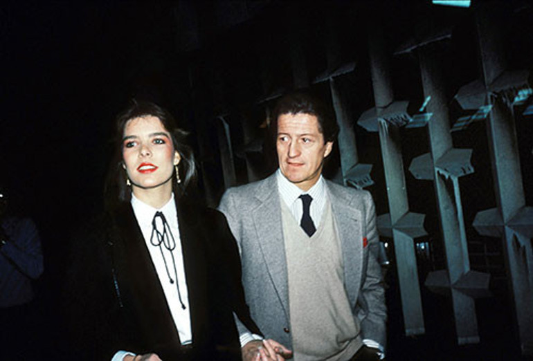 Güzeller güzeli sevgilisiyle evlenip bir de onu aldatmıştı: Dünyanın en ünlü çapkını öldü... Macera dolu hayatı hasta yatağında bitti