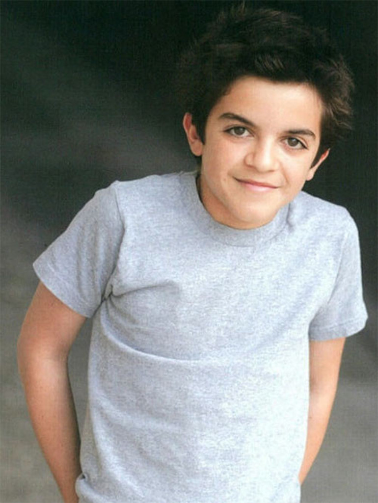 Onun için beslenen son umut da soldu... Eski oyuncu yine sokaklara döndü: Bir kenarda öylece tükenip gidecek