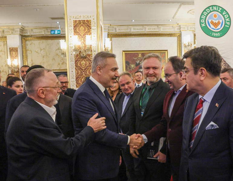 Dışişleri Bakanı Hakan Fidan, Karadeniz Vakfı 19. Olağan Kongresine katıldı
