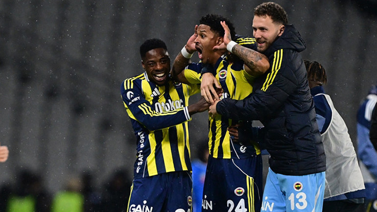 Süper Kupa finalinde Oosterwoldeden Icardi göndermeli gol sevinci