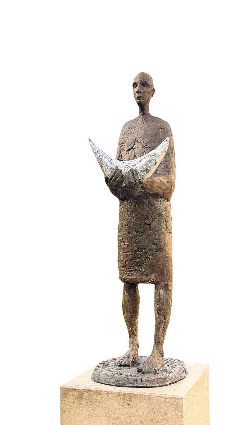 Heykelleri Paris’te sergilenen Cem Sağbil: Sanat artık Doğu’dan yükseliyor