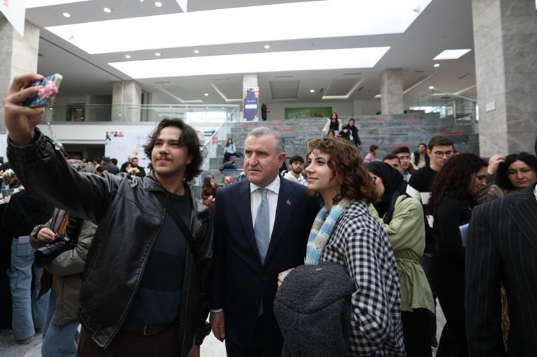 Gençlik ve Spor Bakanlığından gençlere dev hizmet