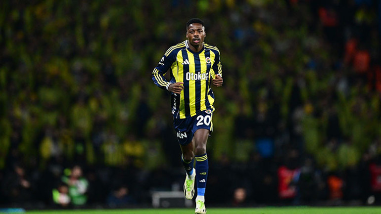 Fenerbahçede başarının mimarı Tedesco: Mütevazılığını korudu, eserini gerdi planda seyretti