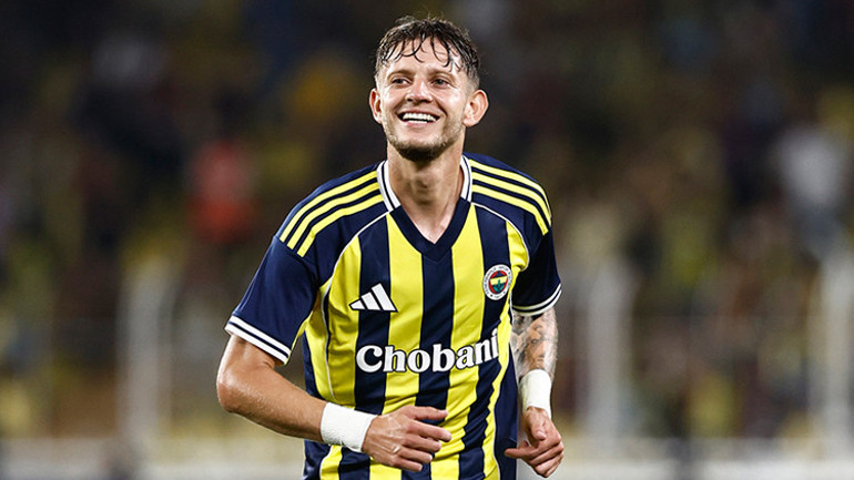 Fenerbahçe'de Sebastian Szymanski transferi: Rennes'ten cazip teklif masada!