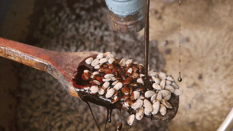 Türk kahveli badem şekeri yoğun ilgi görüyor