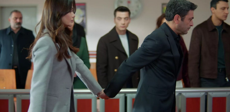 Uzak Şehirin 45. bölümünde neler oldu Alya ve Cihan herkese inat el ele