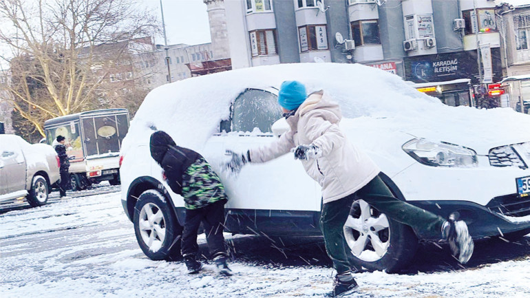 İstanbul’da kar manzaraları