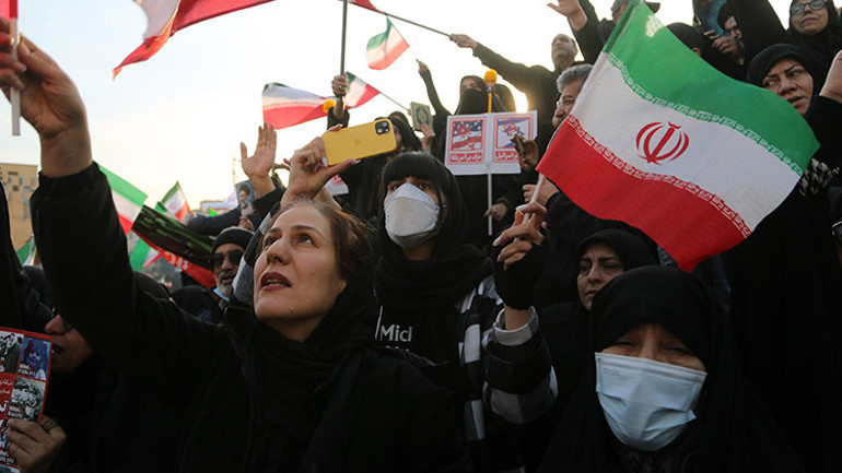 İranda cenazeler sokaklara taştı İsrail alarmda: Sürpriz senaryo hazırlığı