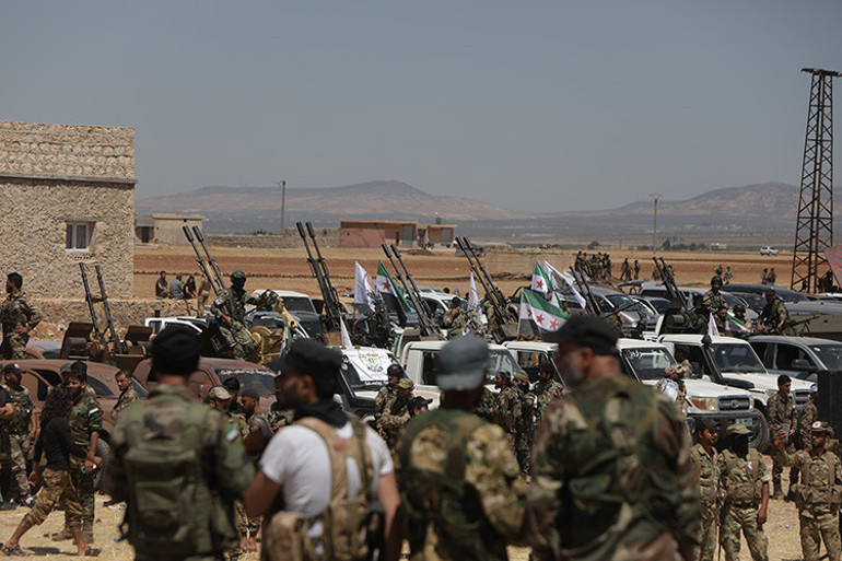 Suriyeden YPG/SDGye son uyarı: İşgal bölgesi askeri alan ilan edildi: Geri çekilin