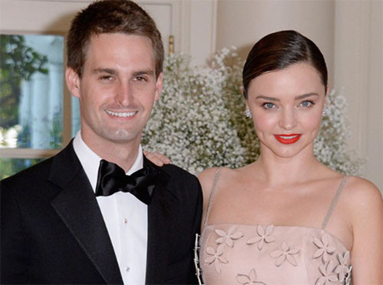 Beğendiği adam onu aramayınca ilk adımı attı: Bir cümleyle aklını başından aldı... Telli duvaklı gelin oldu... Şimdi zengin kocasıyla üç çocuğunu büyütüyor