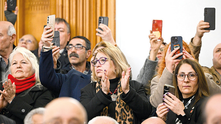 Özel’den Bahçeli’ye ‘emekli’ çağrısı