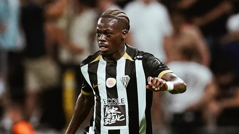 Fatih Tekke listeyi verdi, Trabzonsporda sol bek operasyonu başladı