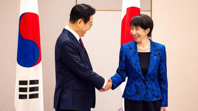  Liderlerden müzik şöleni