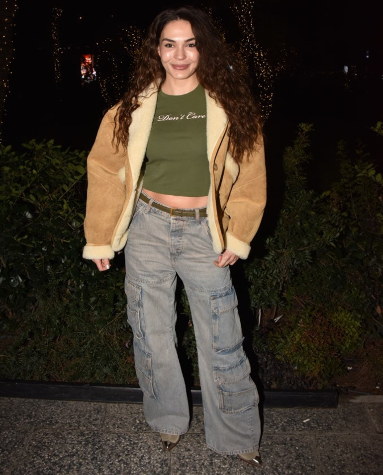 Ebru Şahinin alyansı evde kaldı