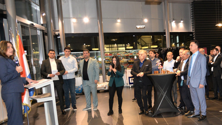 Hollanda’da Türk işverenlerden güç birliği mesajı