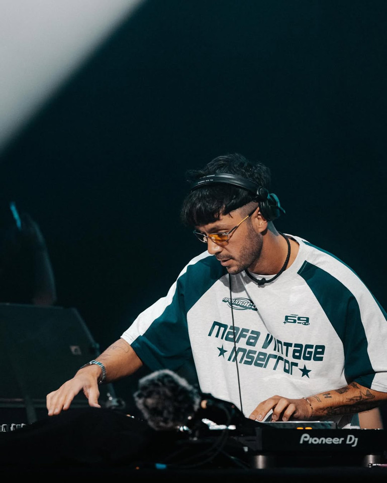 Parlayan yıldızlar sahnede