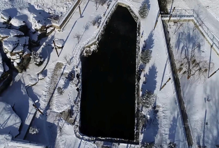  Her şey buz tuttu, donmayan tek yer burası oldu Bu yaşıma kadar hiç görmedim